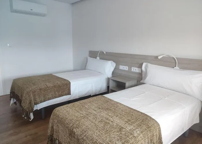 Alojamientos Central 4* Porriño
